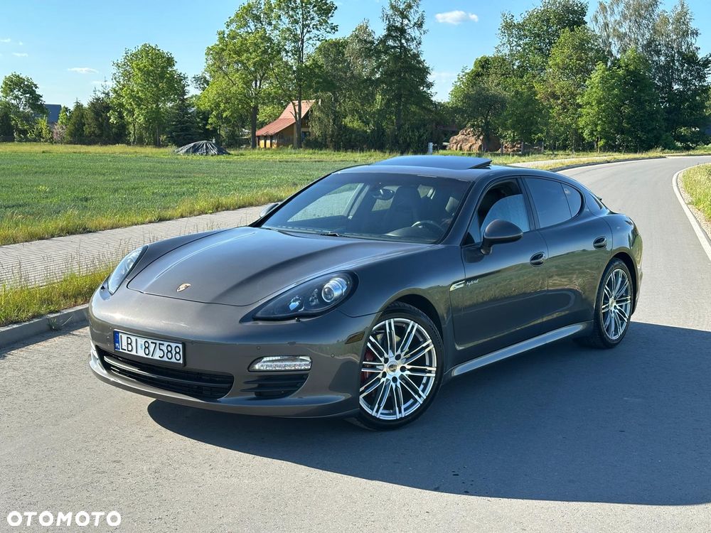 Porsche Panamera - 20