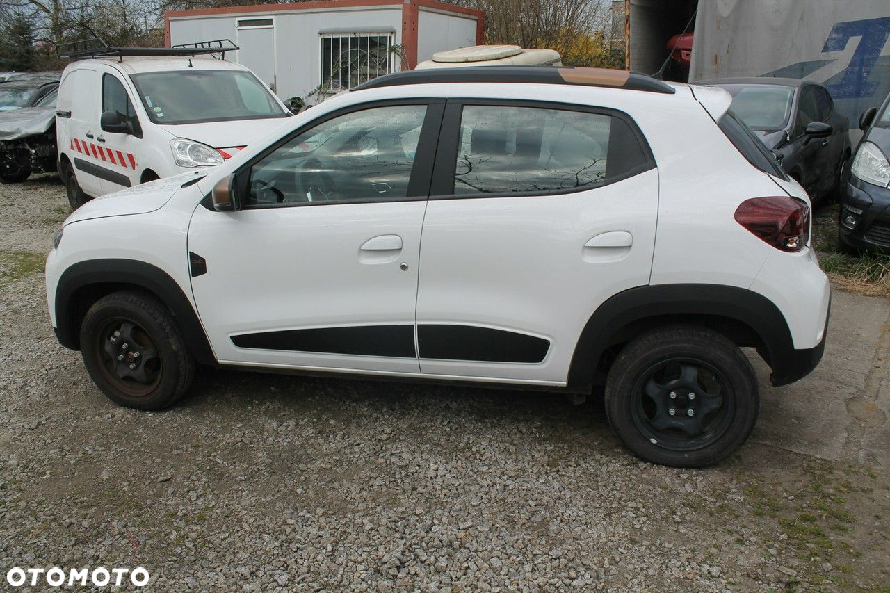 Dacia Spring - 8
