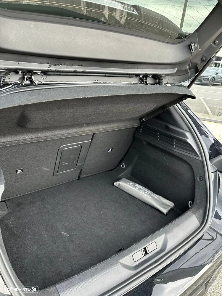 Peugeot 308 1.5 BlueHDi Allure EAT8 - 25