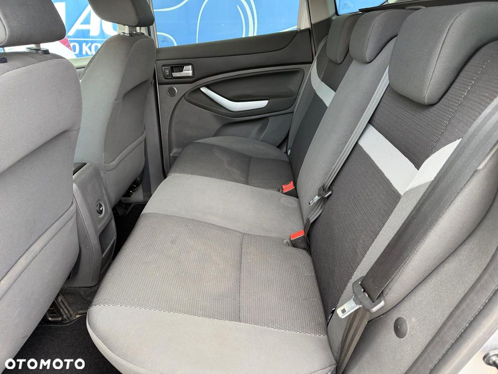 Ford Kuga 2.0 TDCi Trend - 12