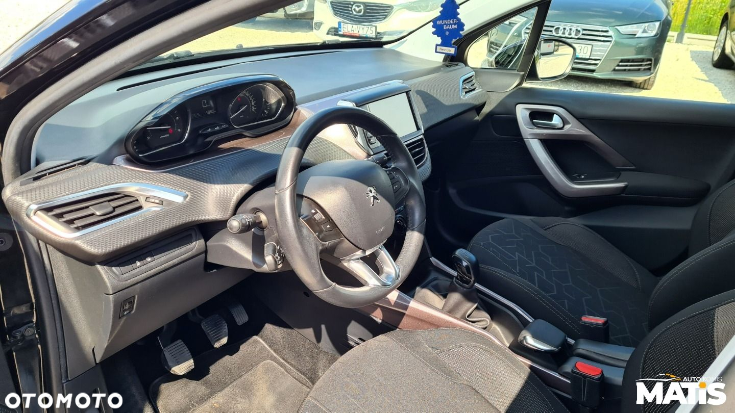 Peugeot 2008 - 9