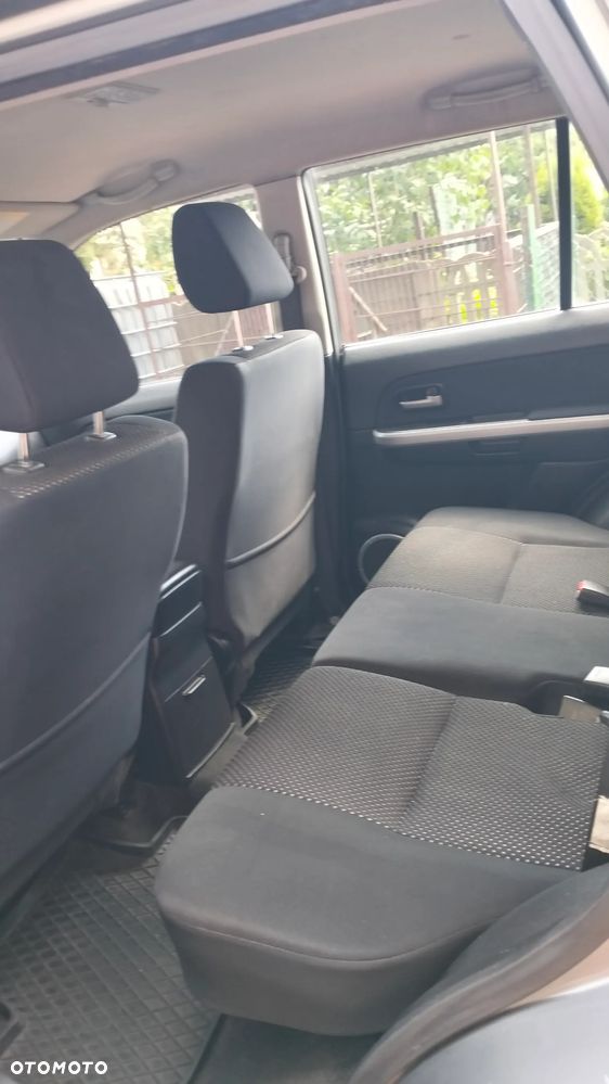 Suzuki Grand Vitara 1.9 DDiS - 7