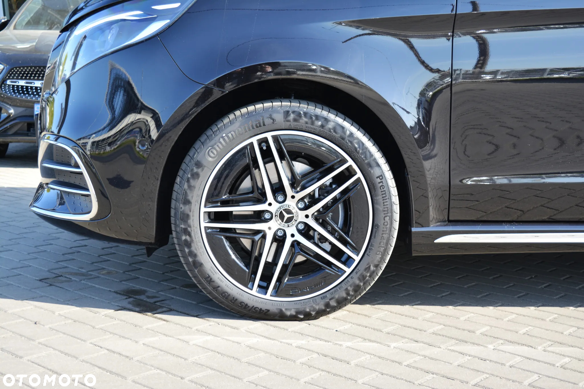 Mercedes-Benz Klasa V 300 d 4-Matic Avantgarde 9G-Tronic (d³ugi) - 8