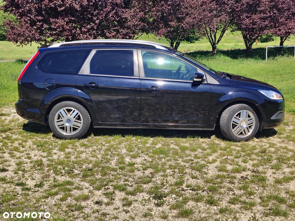 Ford Focus 1.6 TDCi Ambiente - 4