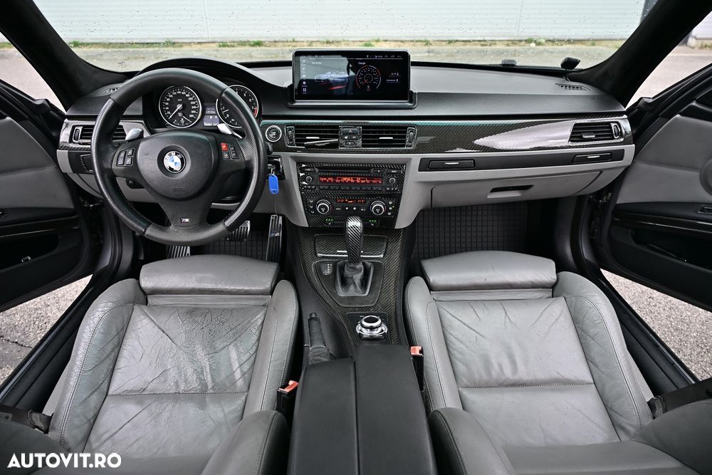 BMW Seria 3 335i xDrive Aut. - 28