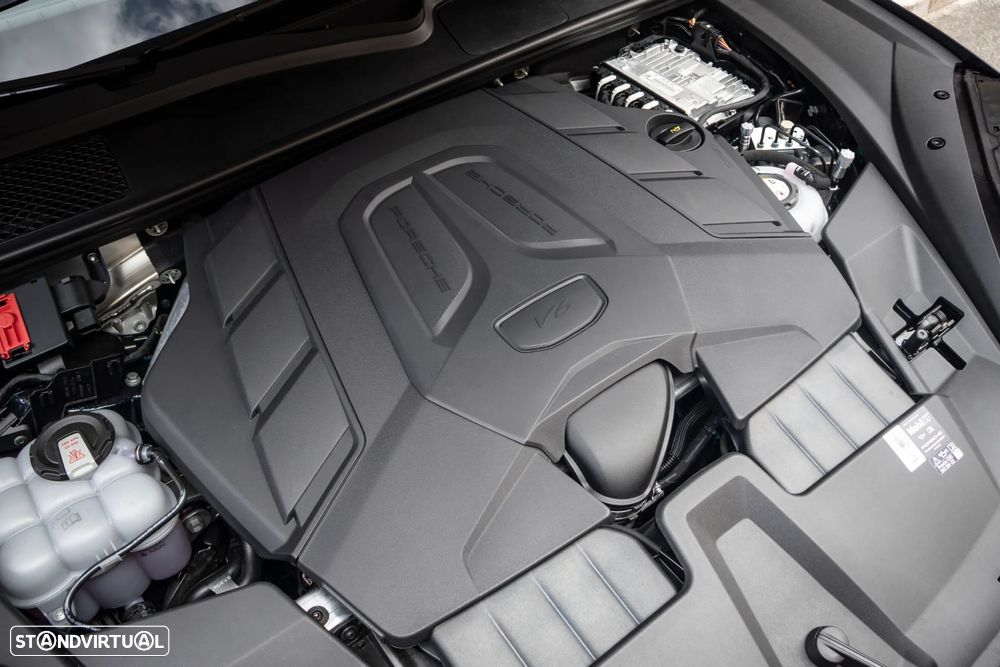 Porsche Cayenne S E-Hybrid Black Edition - 3