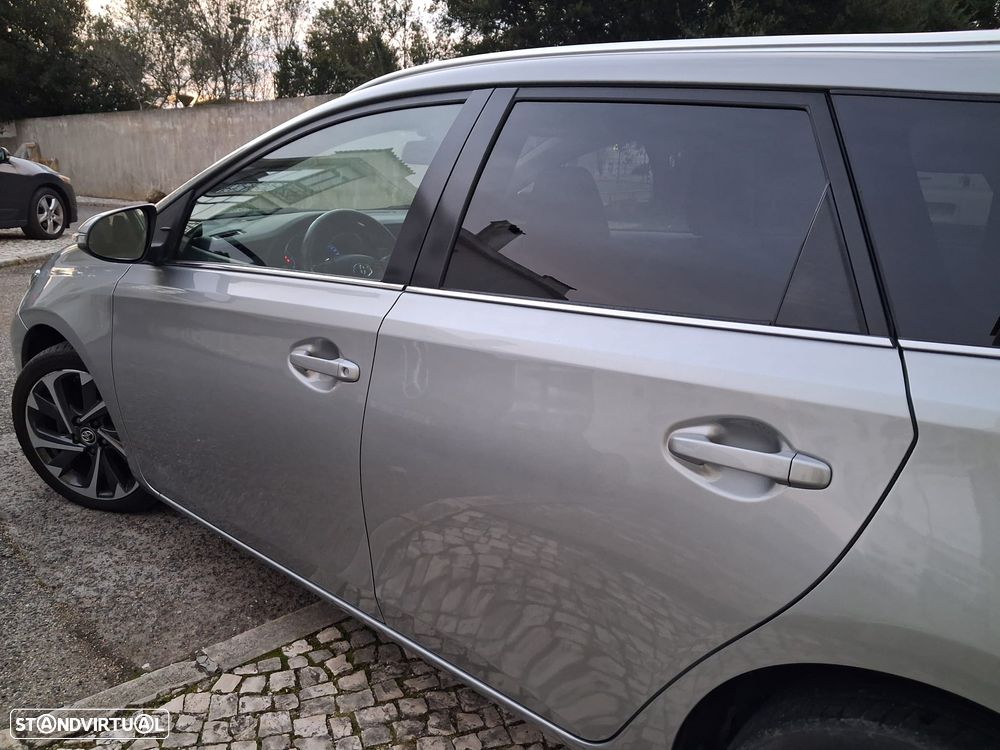 Toyota Auris Touring Sports 1.4 D-4D Comfort - 9