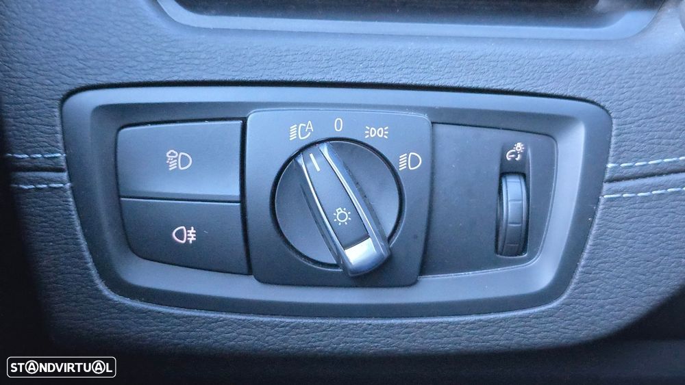 BMW X2 18 d sDrive Auto Advantage - 11