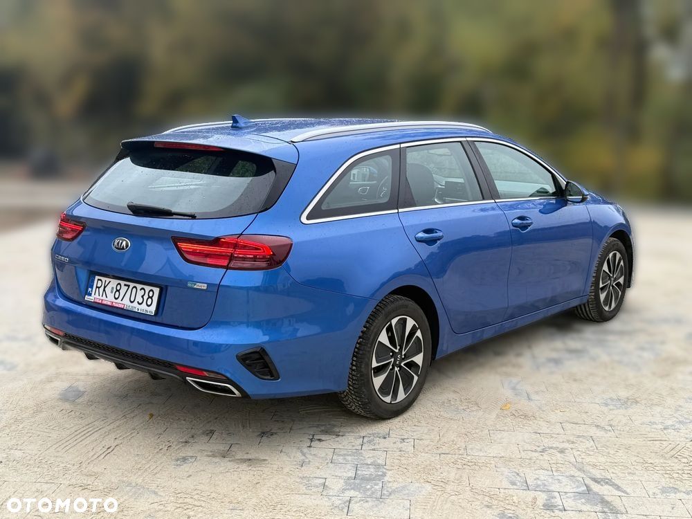 Kia Ceed - 6