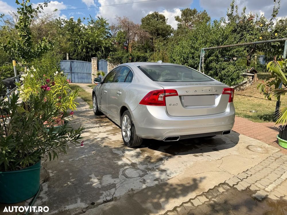 Volvo S60 D4 Geartronic - 10