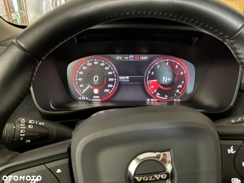 Volvo XC 40 T3 - 16