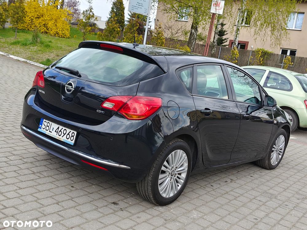 Opel Astra 1.7 CDTI Cosmo - 14