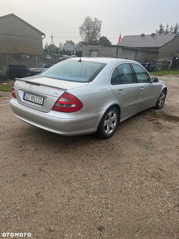Mercedes-Benz Klasa E 320 CDI Avantgarde - 4
