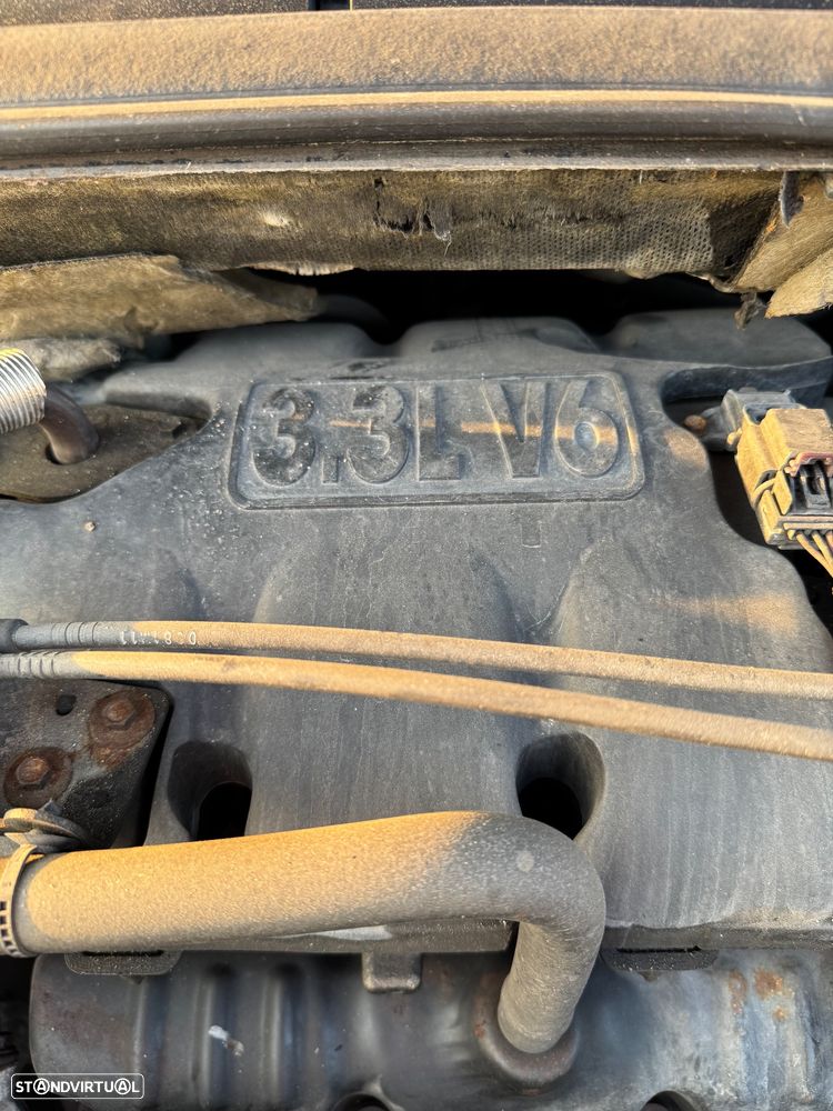 Chrysler Grand Voyager 3.3 Limited - 15