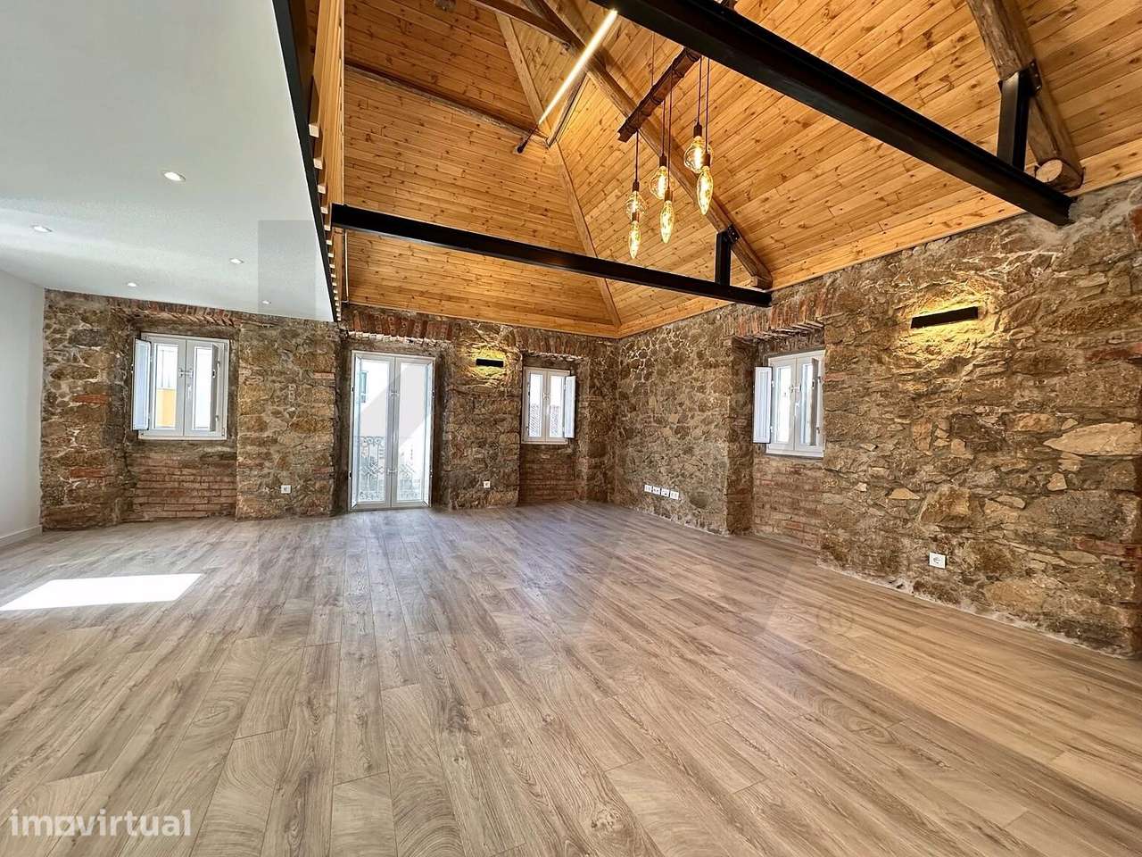 Moradia T3 totalmente remodelada em Ribamar - Lourinhã, a poucos minut - Grande imagem: 4/37