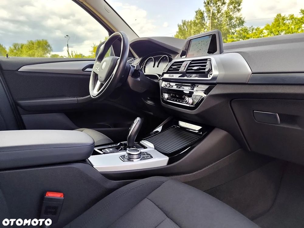 BMW X3 xDrive20d Business Edition - 13