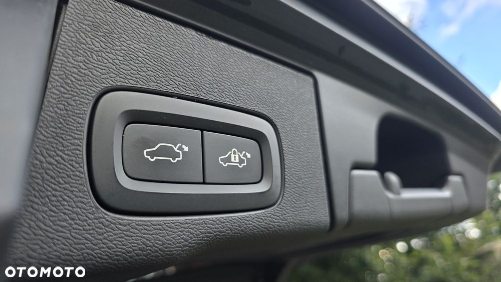 Volvo XC 60 B4 D AWD Core - 22