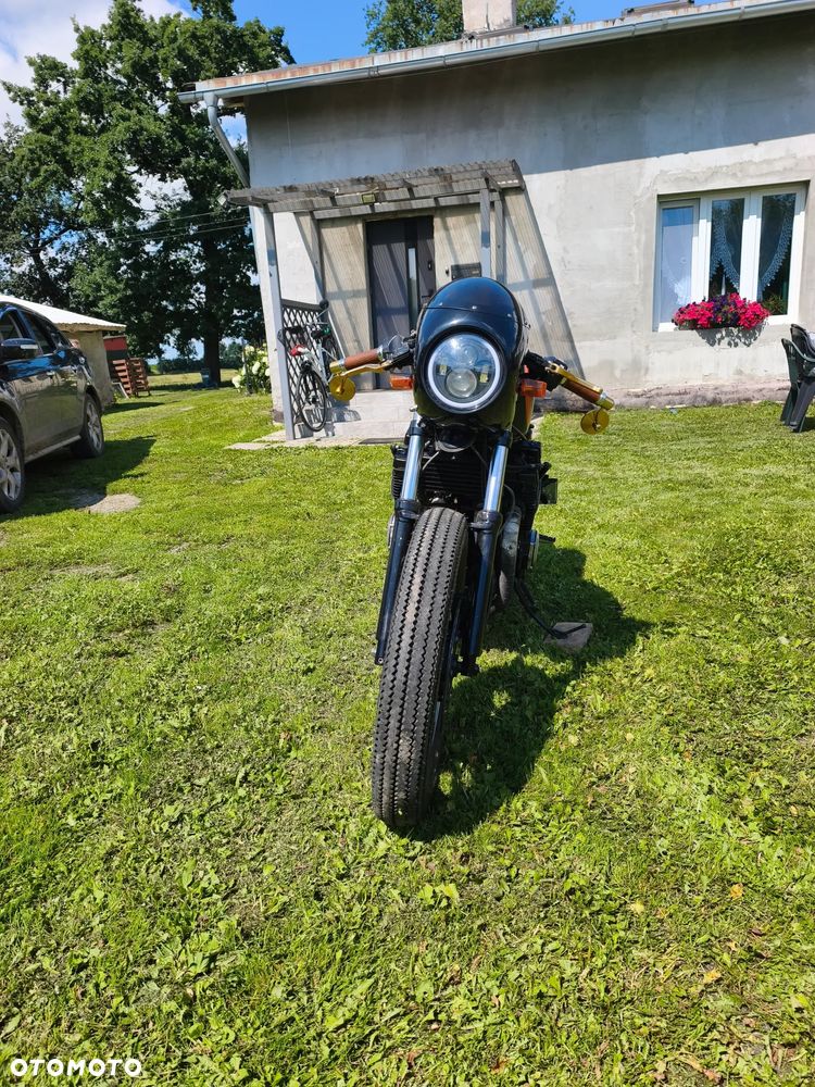 Yamaha XJ - 4