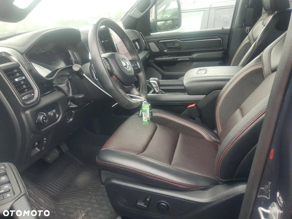 RAM 1500 - 7