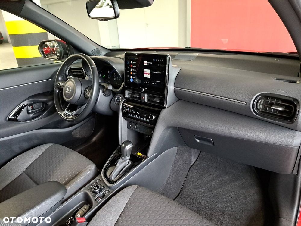 Toyota Yaris Cross Hybrid 1.5 Style AWD - 17