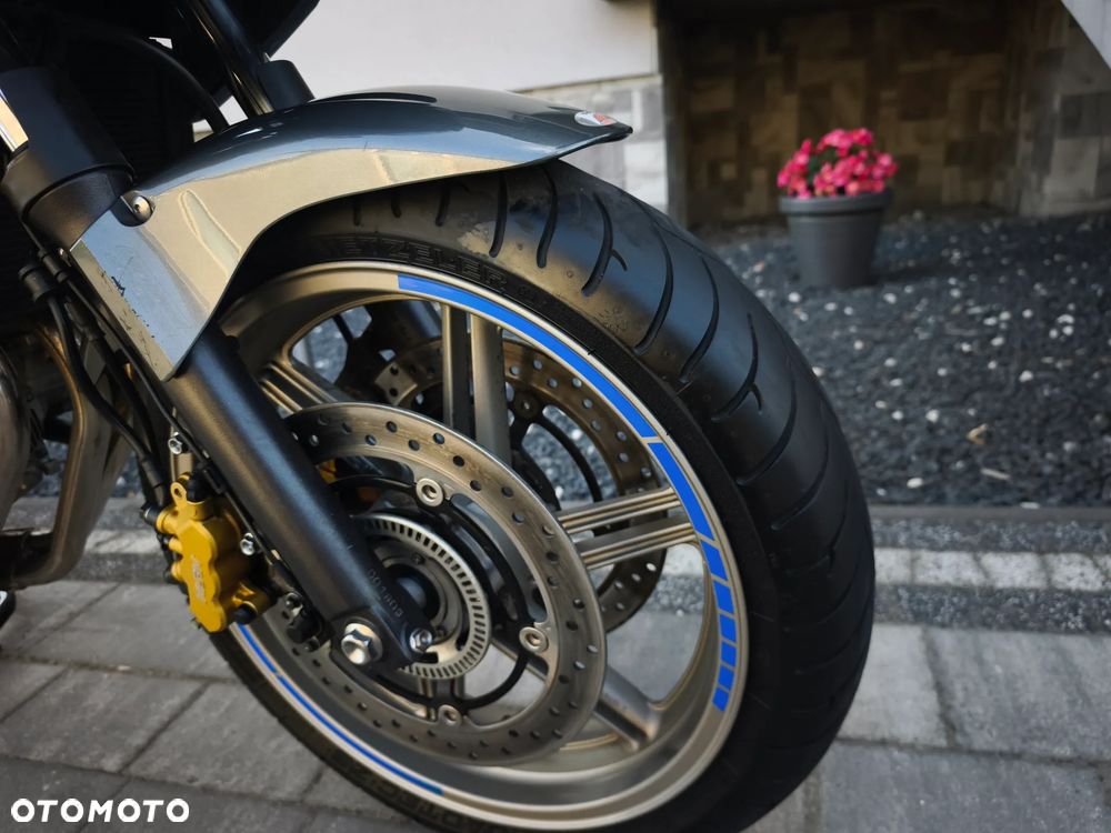 Honda CBF - 28