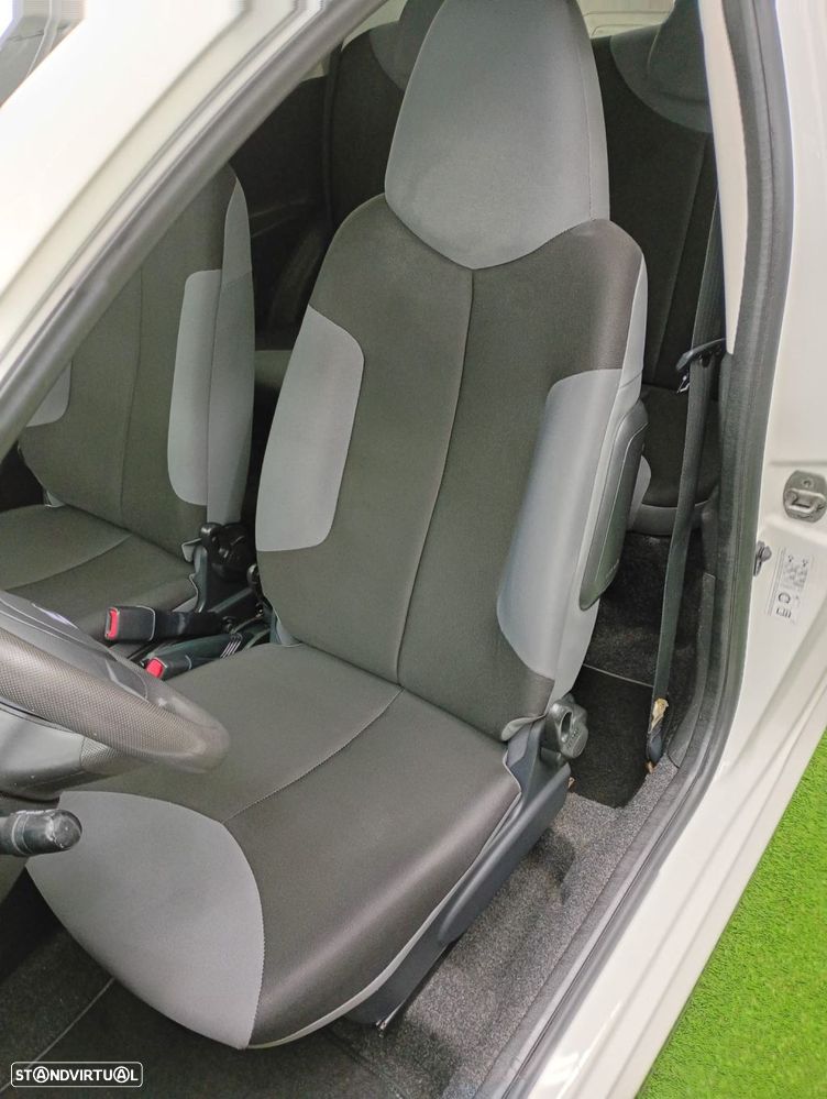 Citroën C1 1.0 Attraction - 8