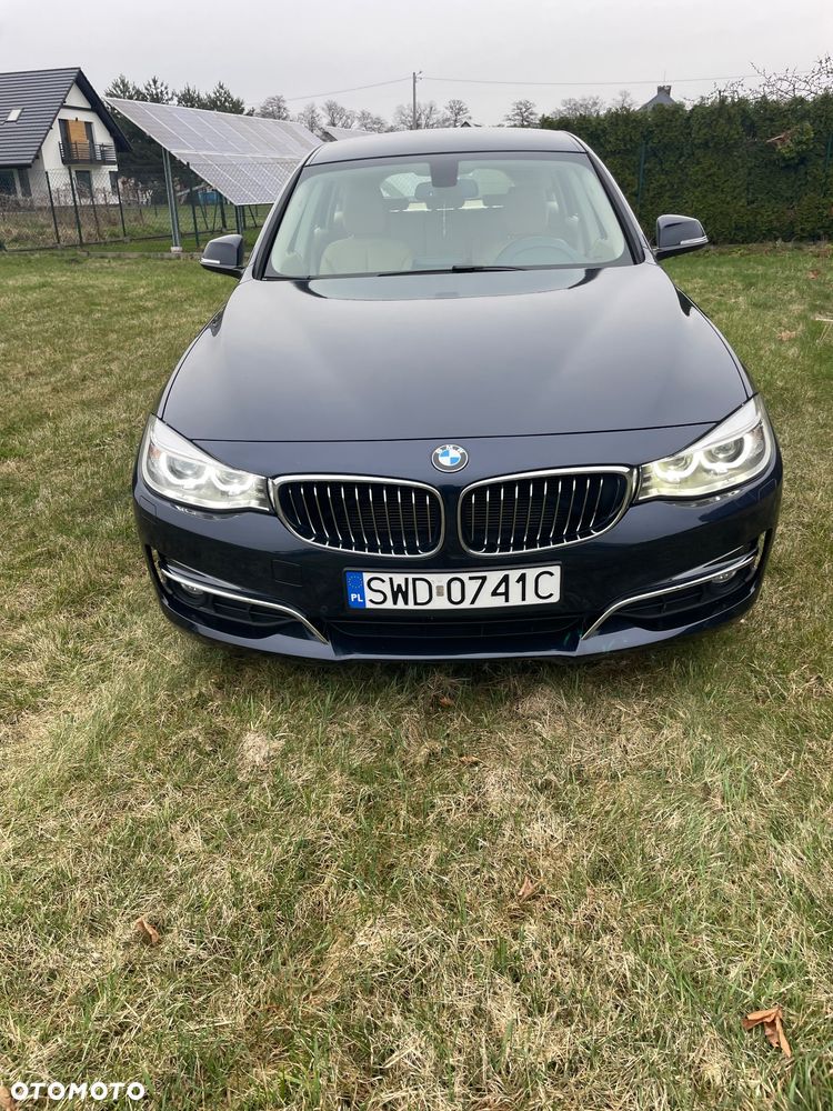 BMW Seria 3 318d Luxury Line - 3