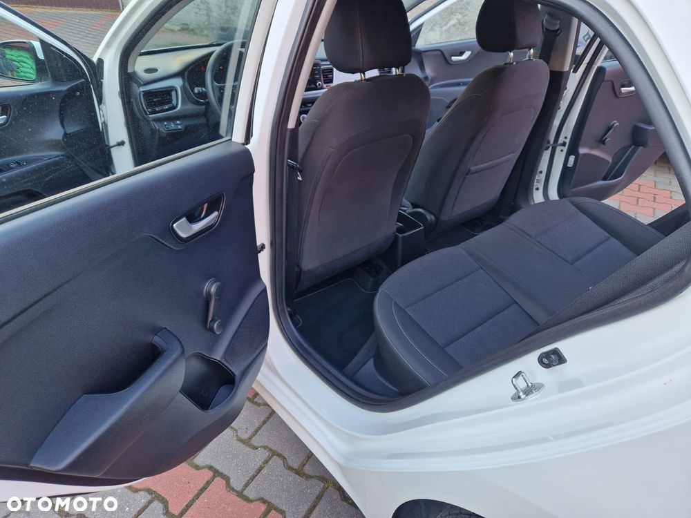 Kia Rio 1.2 Dream-Team Edition - 23