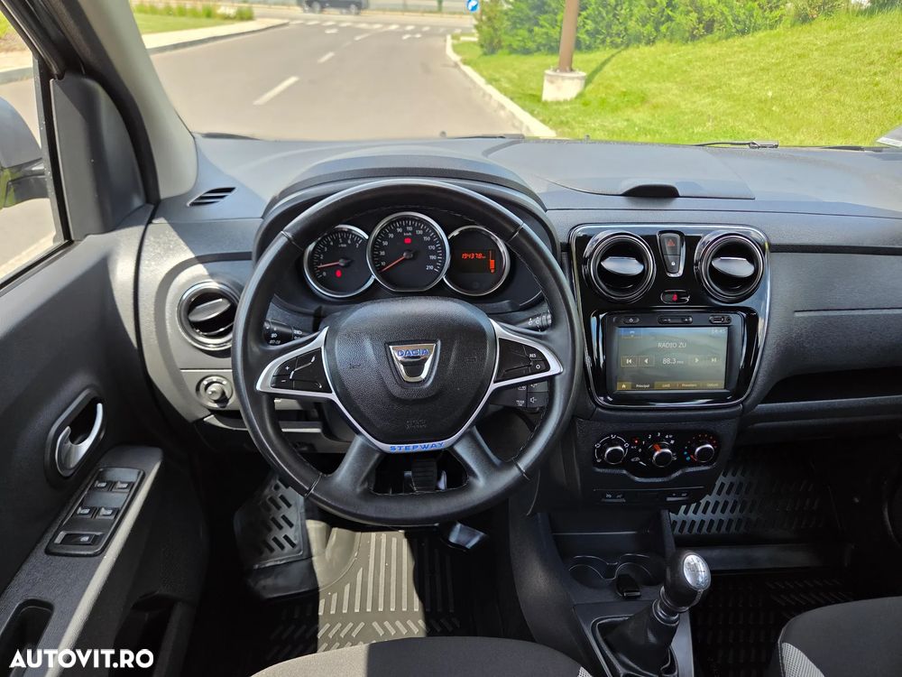 Dacia Lodgy 1.5 Blue dCi Stepway - 19