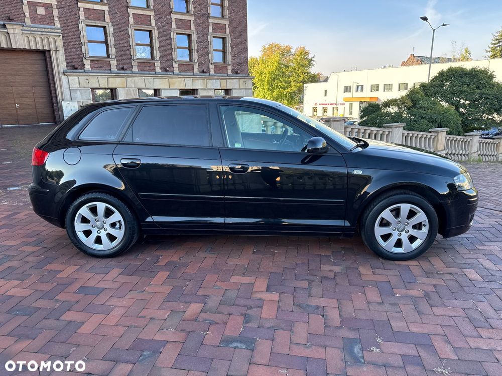 Audi A3 1.6 Ambiente - 5