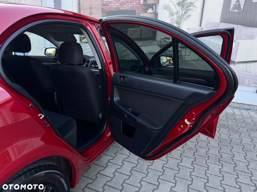 Mitsubishi Lancer - 15