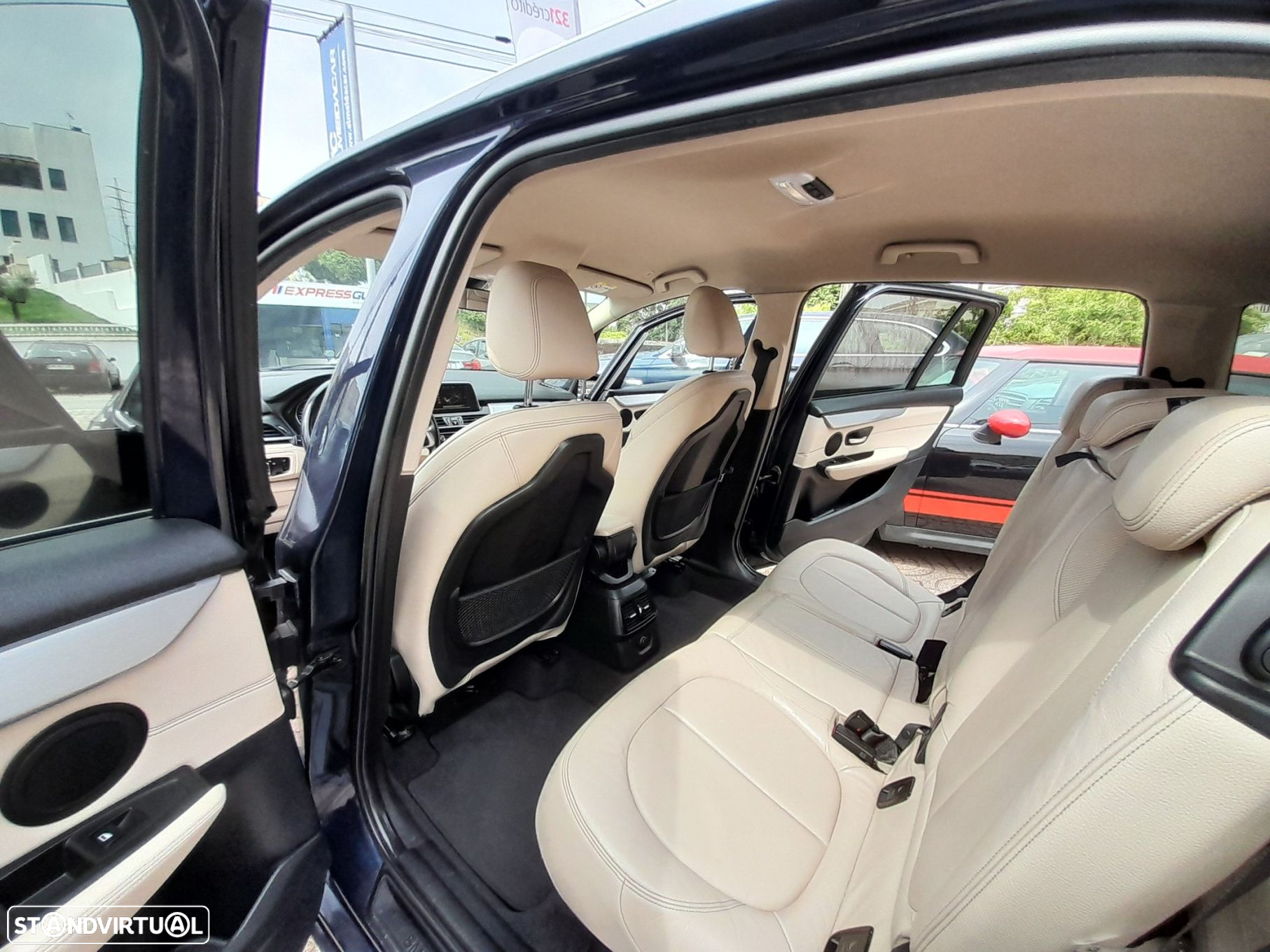 BMW 218 Gran Tourer d 7L Line Luxury Auto - 37