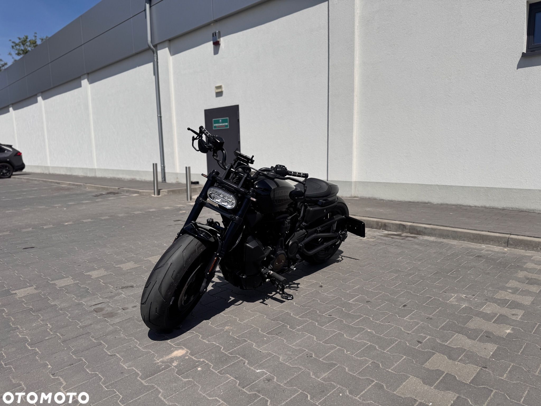 Harley-Davidson Sportster - 1