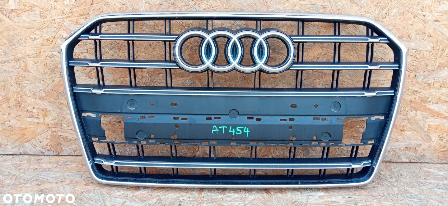 AUDI A6 C7 LIFT 14- ATRAPA KRATKA ŚRODKOWA GRILL ZDERZAKA PRZÓD 4G0853651BP - 1