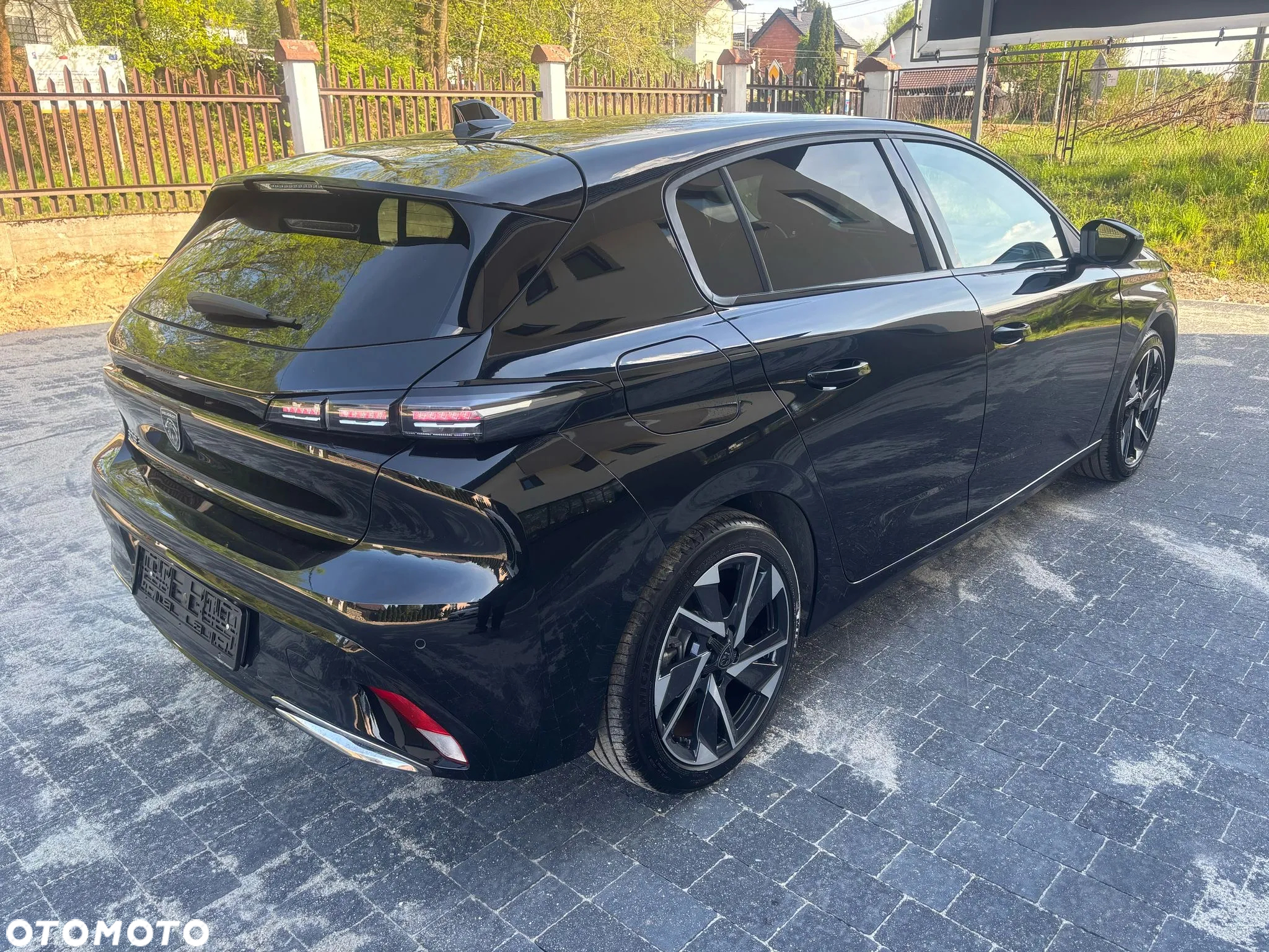 Peugeot 308 1.2 PureTech Allure S&S - 3