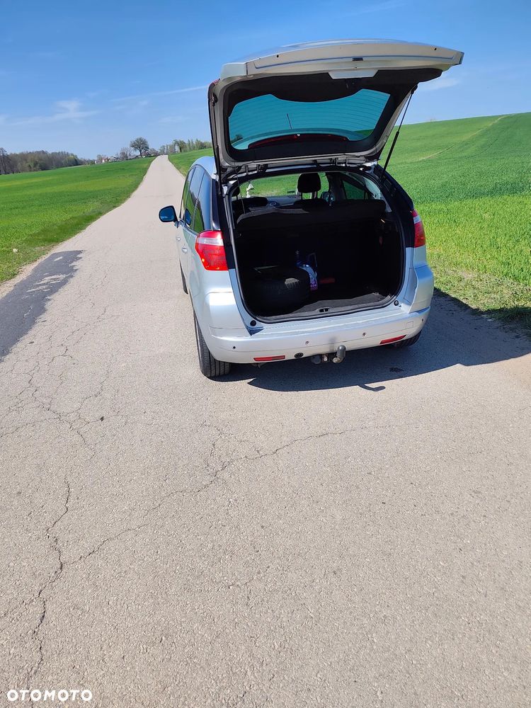 Citroën C4 Picasso - 8