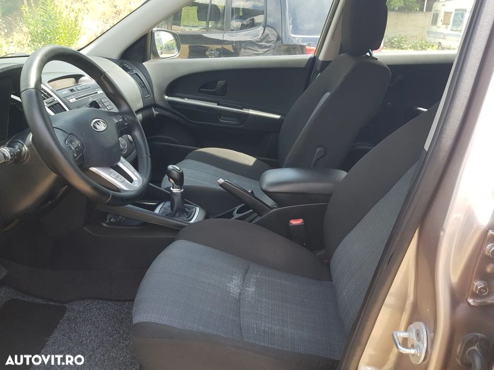 Kia Ceed 1.6 DSL TX COMFORT - 9