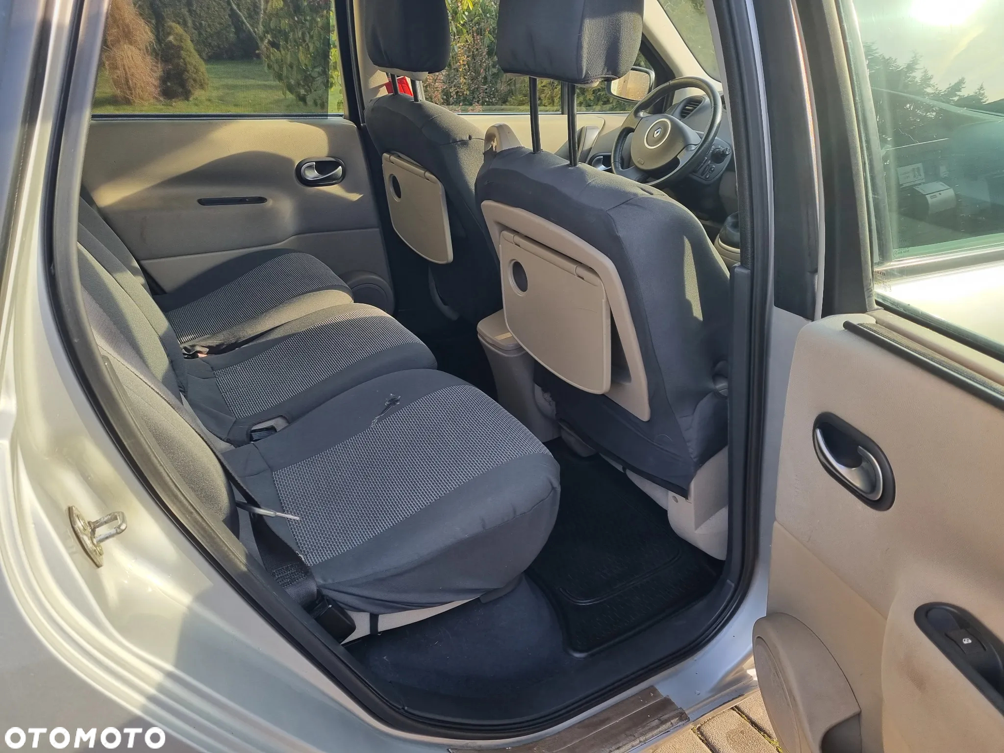 Renault Scenic 1.5 dCi Expression - 9
