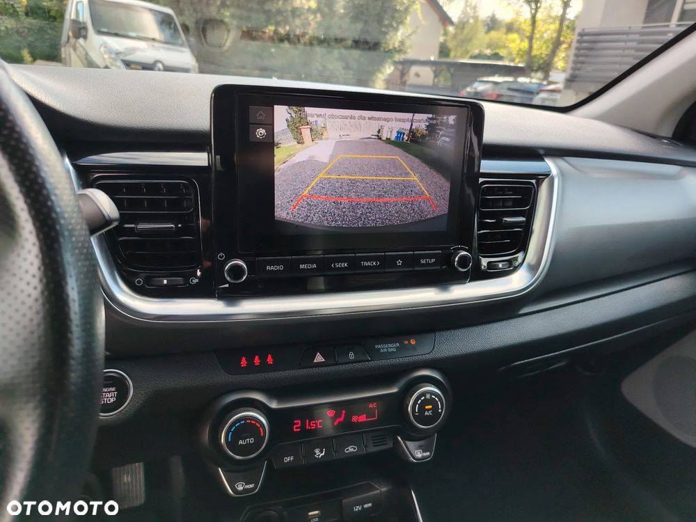 Kia Stonic 1.0 T-GDI MHEV L Business Line - 23