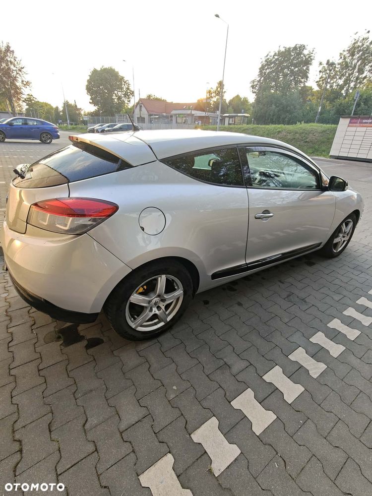 Renault Megane 2.0 16V TCE Dynamique - 9