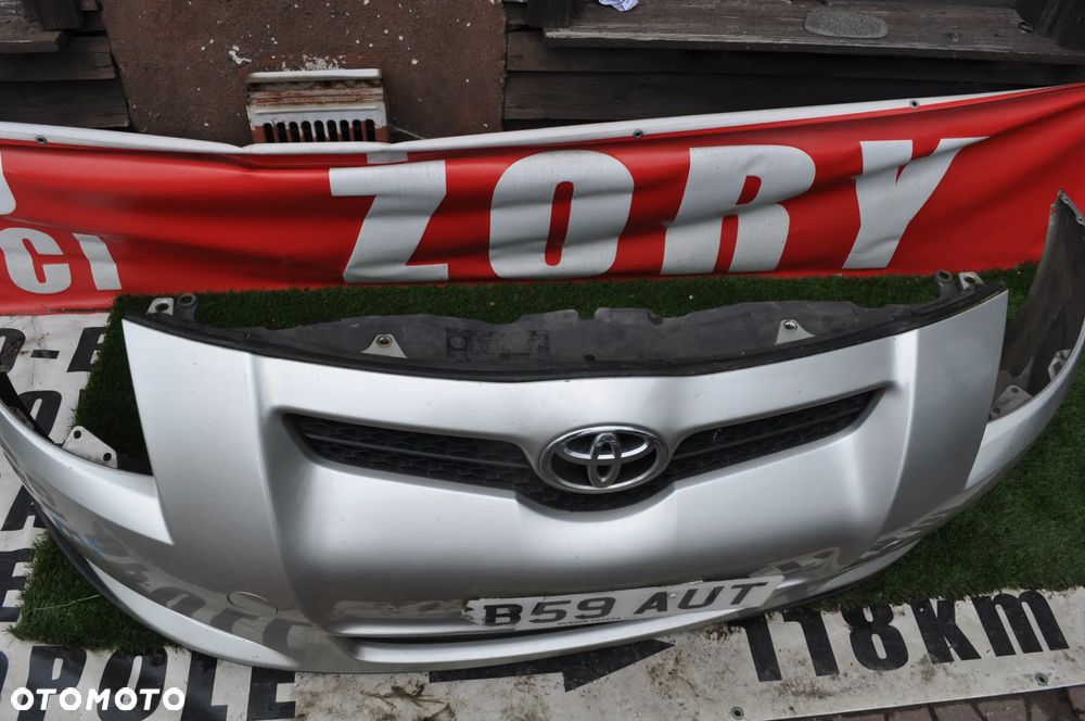 toyota auris I zderzak nr A60125 WYSYŁKA - 2