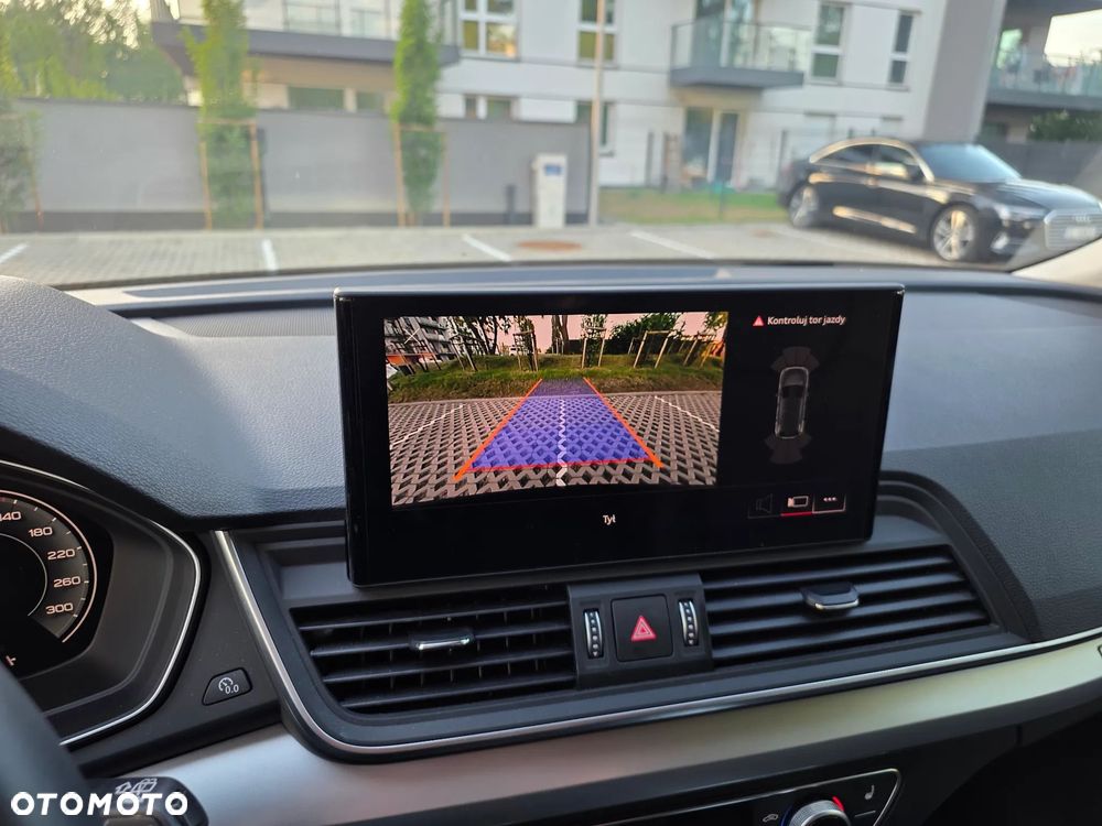 Audi Q5 50 TFSI e Quattro S tronic - 6