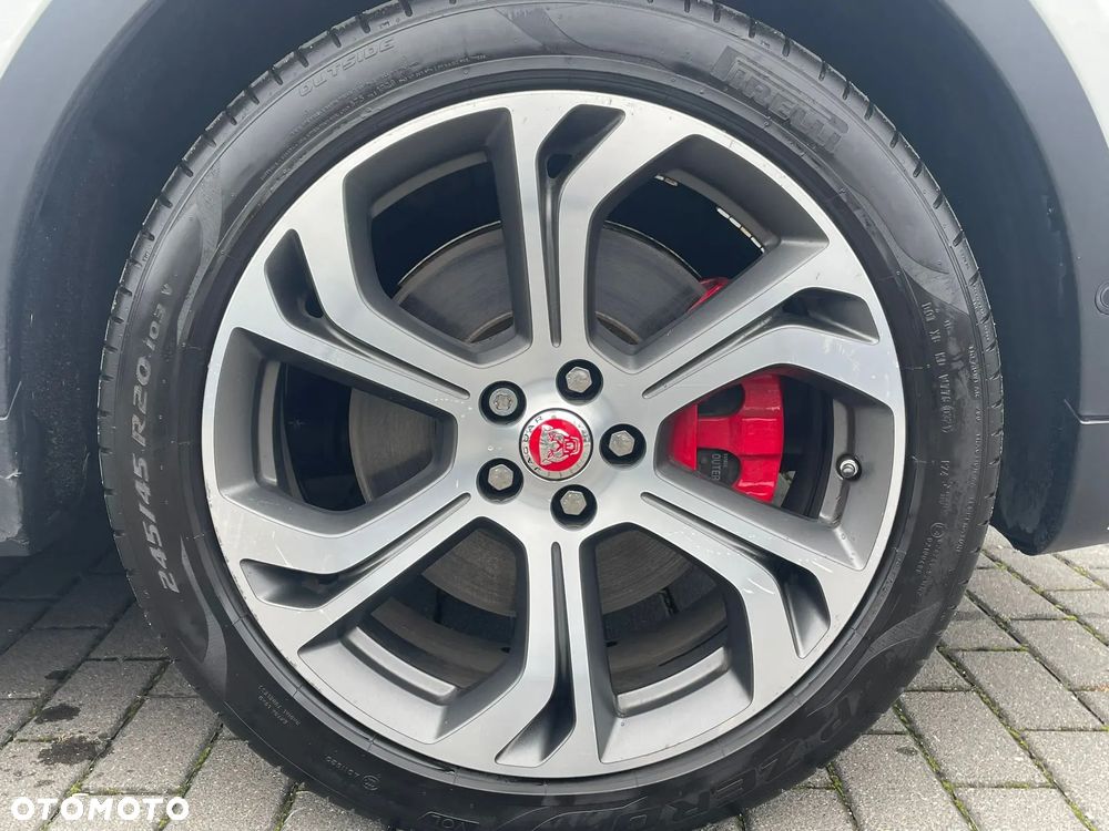 Jaguar E-Pace D180 AWD R-Dynamic S - 9