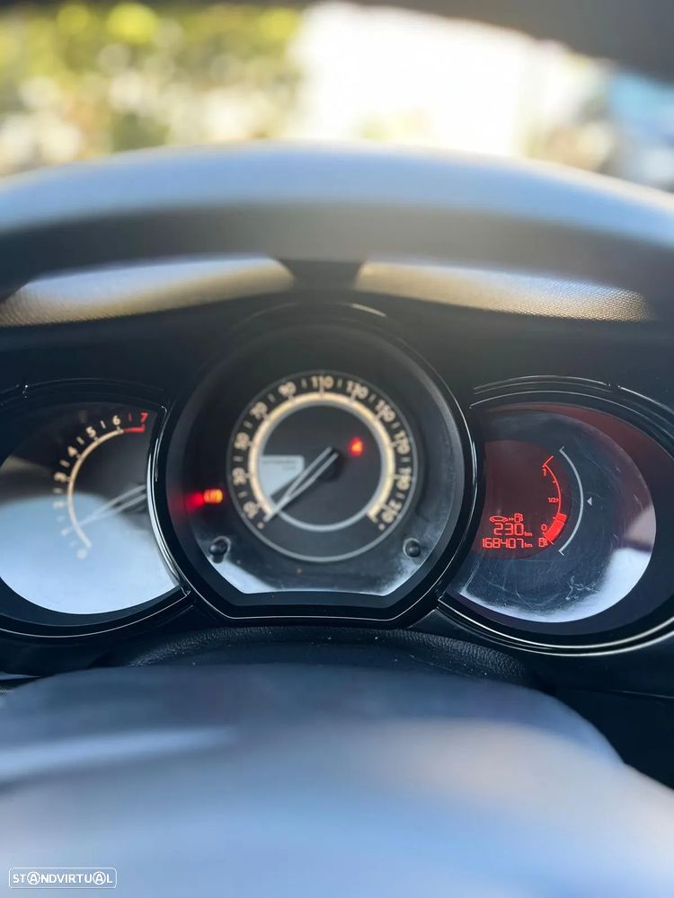 Citroën C3 1.2 PureTech Collection - 18