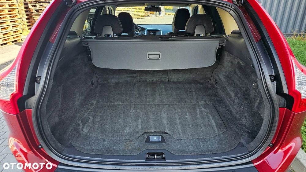 Volvo XC 60 - 38