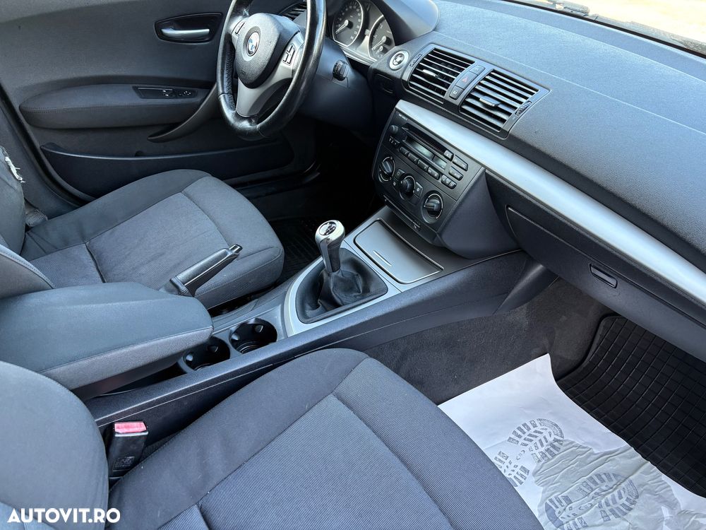 BMW Seria 1 116i - 8
