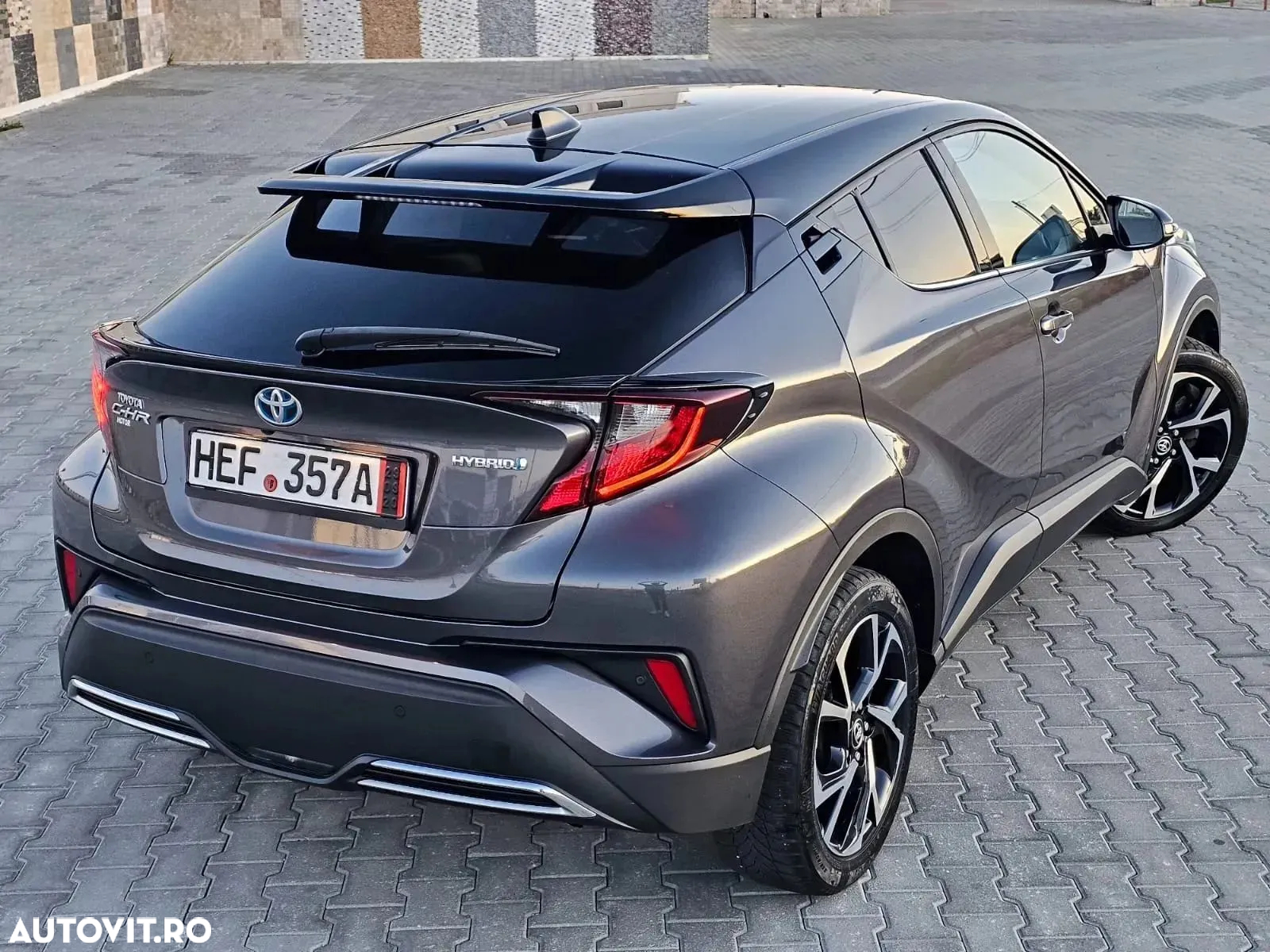 Toyota C-HR 2.0 HSD 184 CP 4x2 CVT C-ult Style bi-tone - 8
