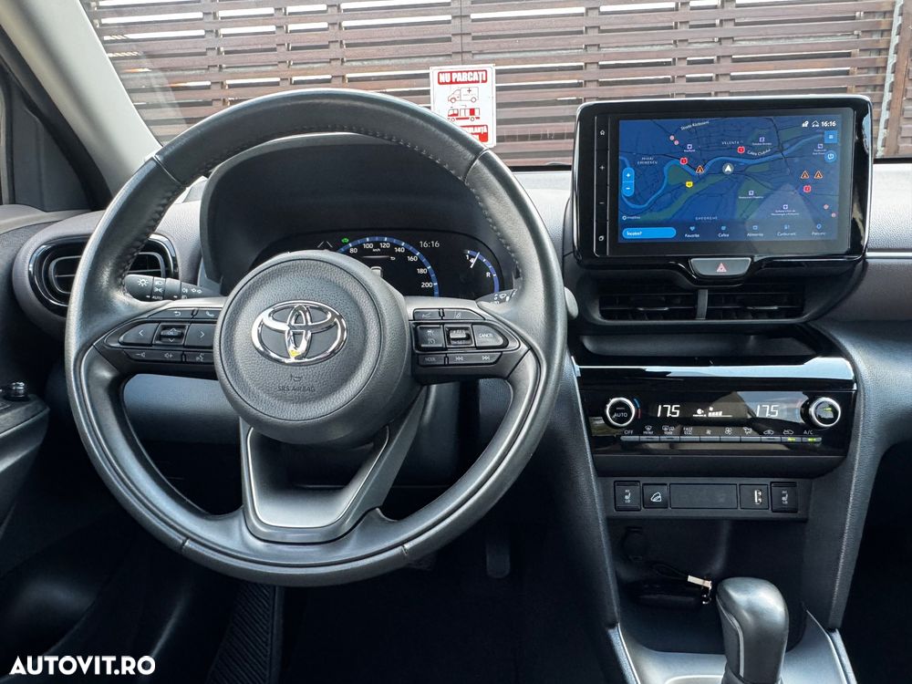 Toyota Yaris Cross 1.5 VVT-i AWD-i Adventure - 24