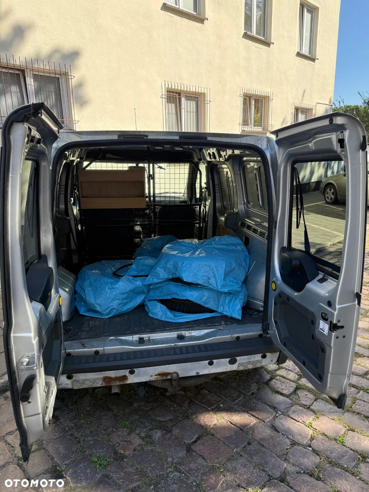 Ford Transit Connect - 9