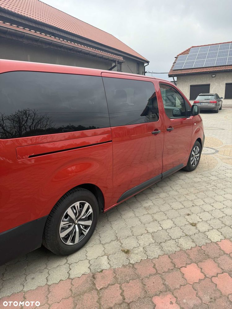 Peugeot Traveller - 4